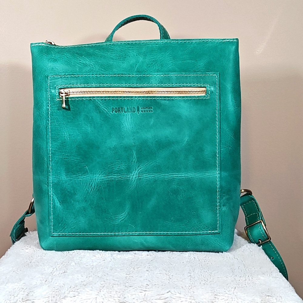 Portland Leather Reef Tote Backpack